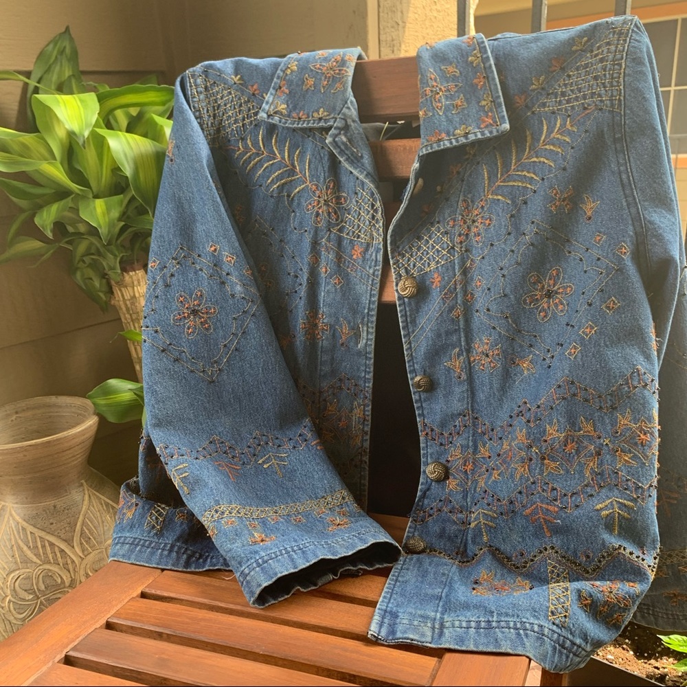 Vintage Embroidered jean jacket